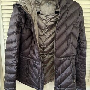 • be by blanc noir women’s quilted puffer rain jacket | s •